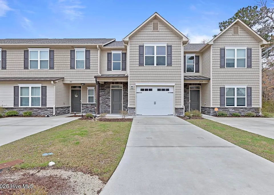 245 Boyington Place Rd