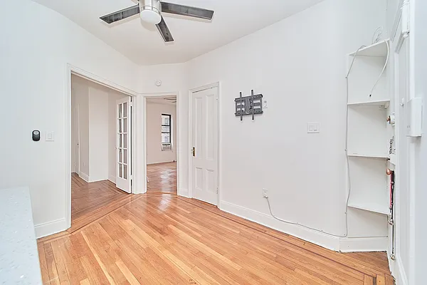 Rented by Compass | media 10