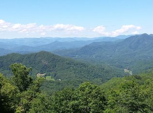 34 Silent Brook Ln, Whittier, NC 28789