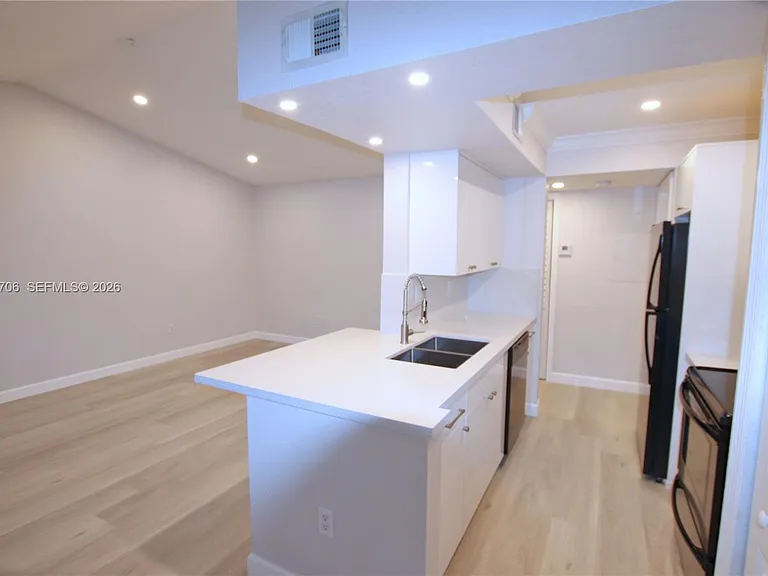 10681 SW 156th Pl #402 — Photo 7