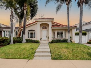 332 N Bowling Green Way, Los Angeles, CA 90049