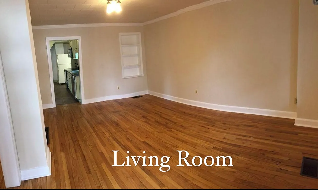 216 W Main St — Photo 2