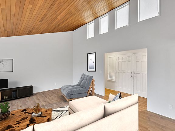 2nd image of 16990 Sargent Ln