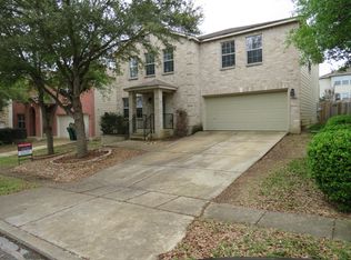 6814 Crest Pl, Live Oak, TX 78233