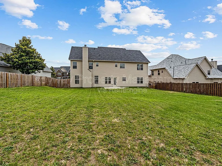 6017 Reynolds Cir — Photo 32