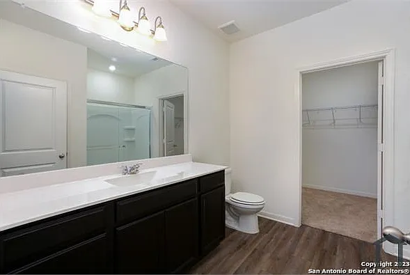 12530 Larissa — Photo 15