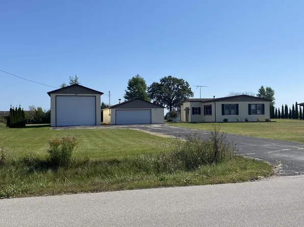 5205 Wagon Wheel ROAD, Manitowoc, WI 54220