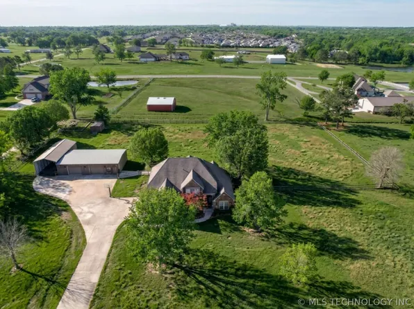 8320 S 257th East Ave, Broken Arrow, OK 74014