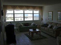 Home for Sale in Deerfield Beach, Florida $335,000