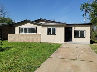 4631 Voss Dr, Bossier City, LA 71111