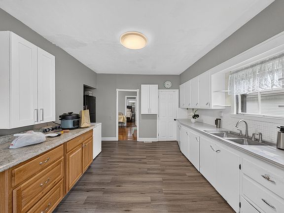5th image of 8 Gilman St