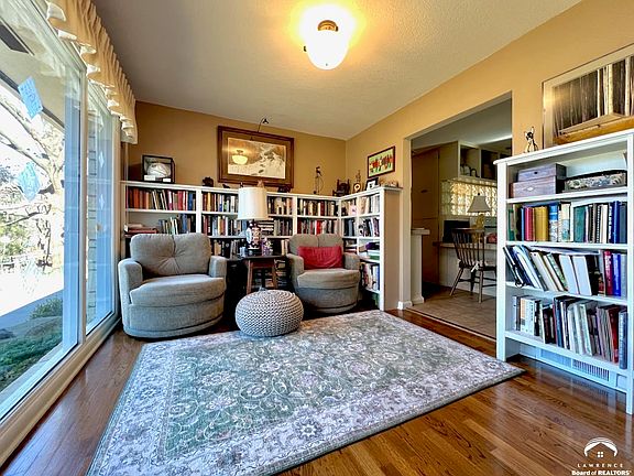 4th image of 1348 Engel Rd