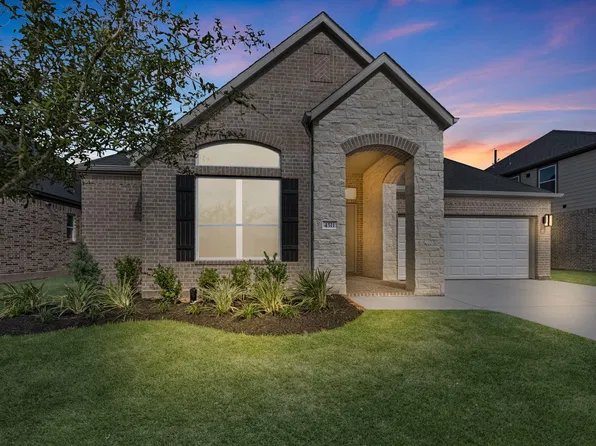 4511 Breezewood Dr, Rosenberg, TX 77471
