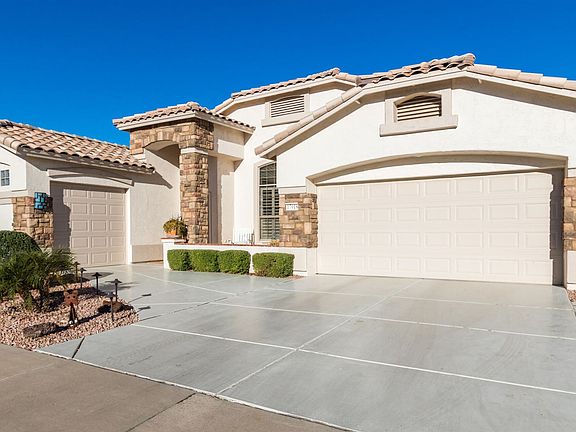 4th image of 17918 N Encanto Dr