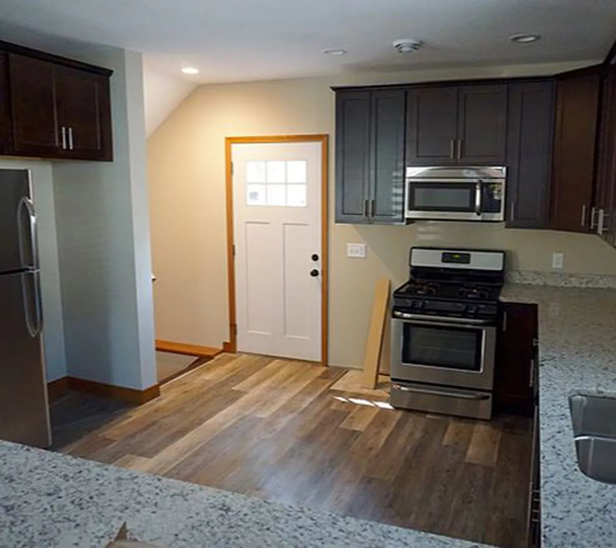 Great Single-Family House for Rent — Photo 1