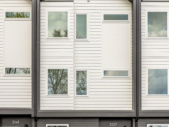 3rd image of 3137 Riverwalk Pkwy