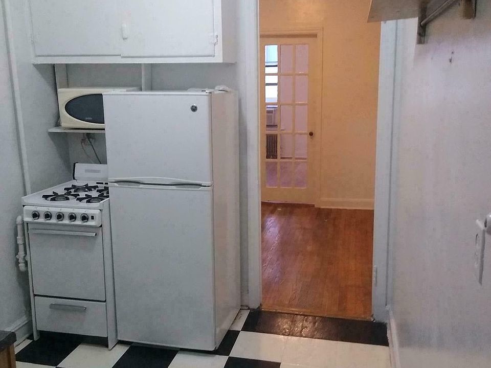 1st image of 314 E 70th St APT 2C