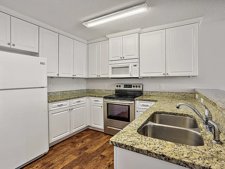 1301 Wood Duck Ln #1 — Photo 12