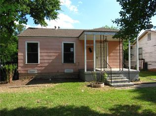 2638 Searcy Dr, Dallas, TX 75211