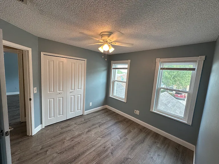 1724 Chatham Cir — Photo 16