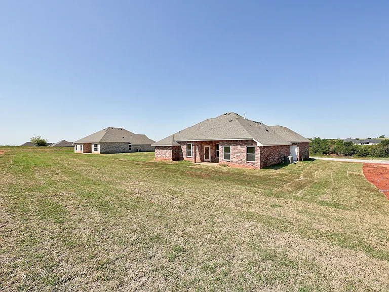 2167 Hux Dr — Photo 43