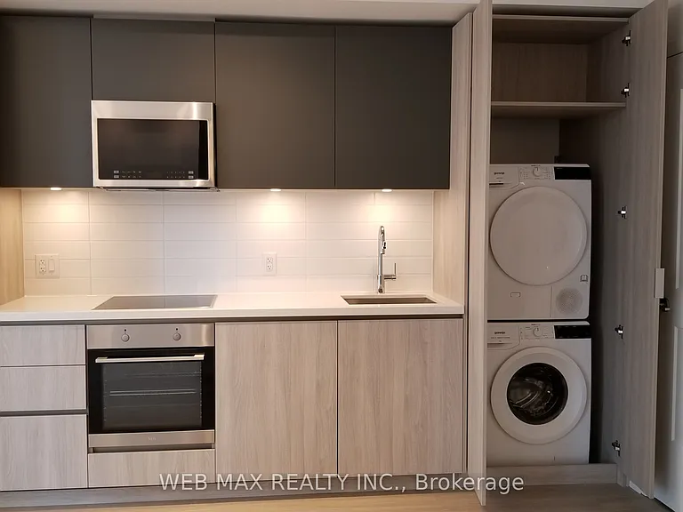 8 Widmer St #1207 — Photo 6