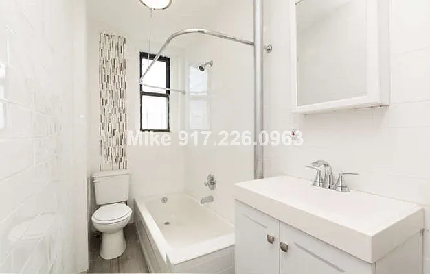 Rented by Weissman Realty | media 10