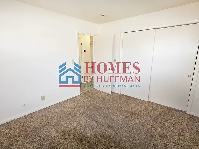 2807 Ravenswood Dr — Photo 13