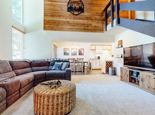 (Undisclosed Address), Mammoth Lakes, CA 93546