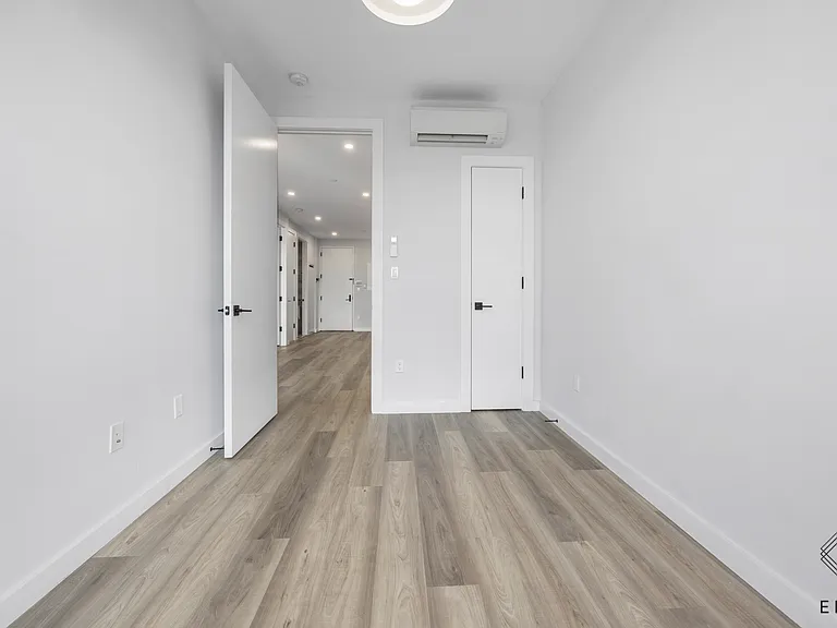 2913 Snyder Ave #6E — Photo 8