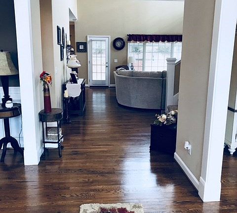 4th image of 115 Eighteen Grand Dr