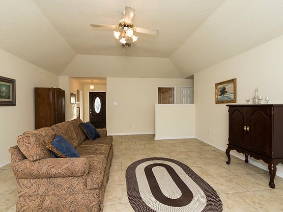 4th image of 3753 San Francisco Dr