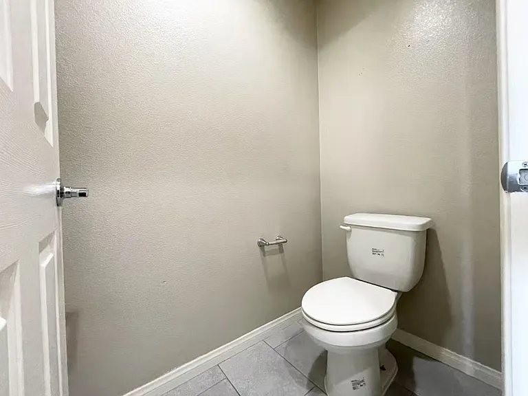 6415 Pochman Mesa St — Photo 11