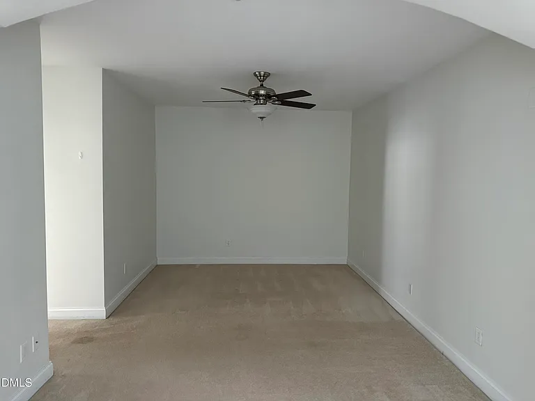 10511 Rosegate Ct — Photo 17