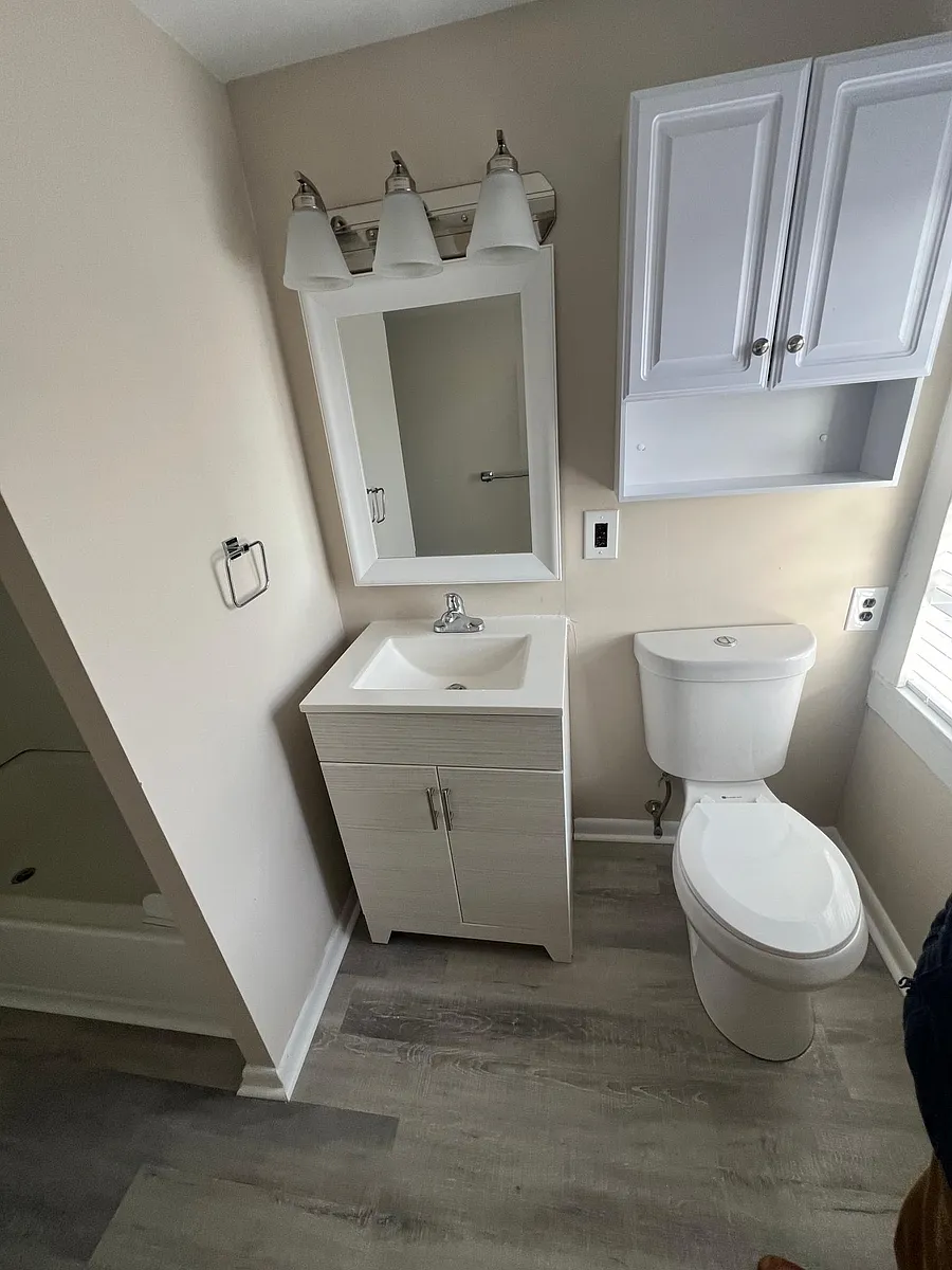 Bathroom - 2 Mechanic St #B