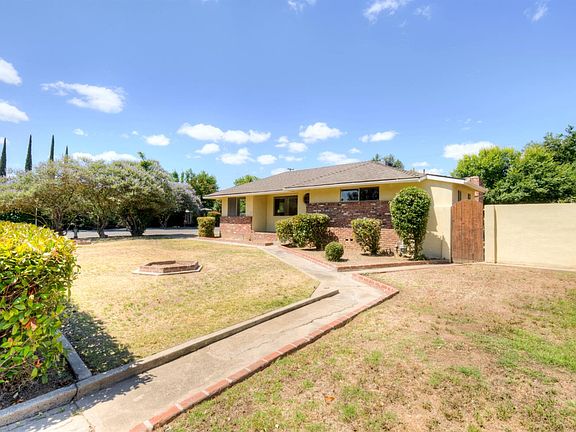 3rd image of 4709 N Palm Ave