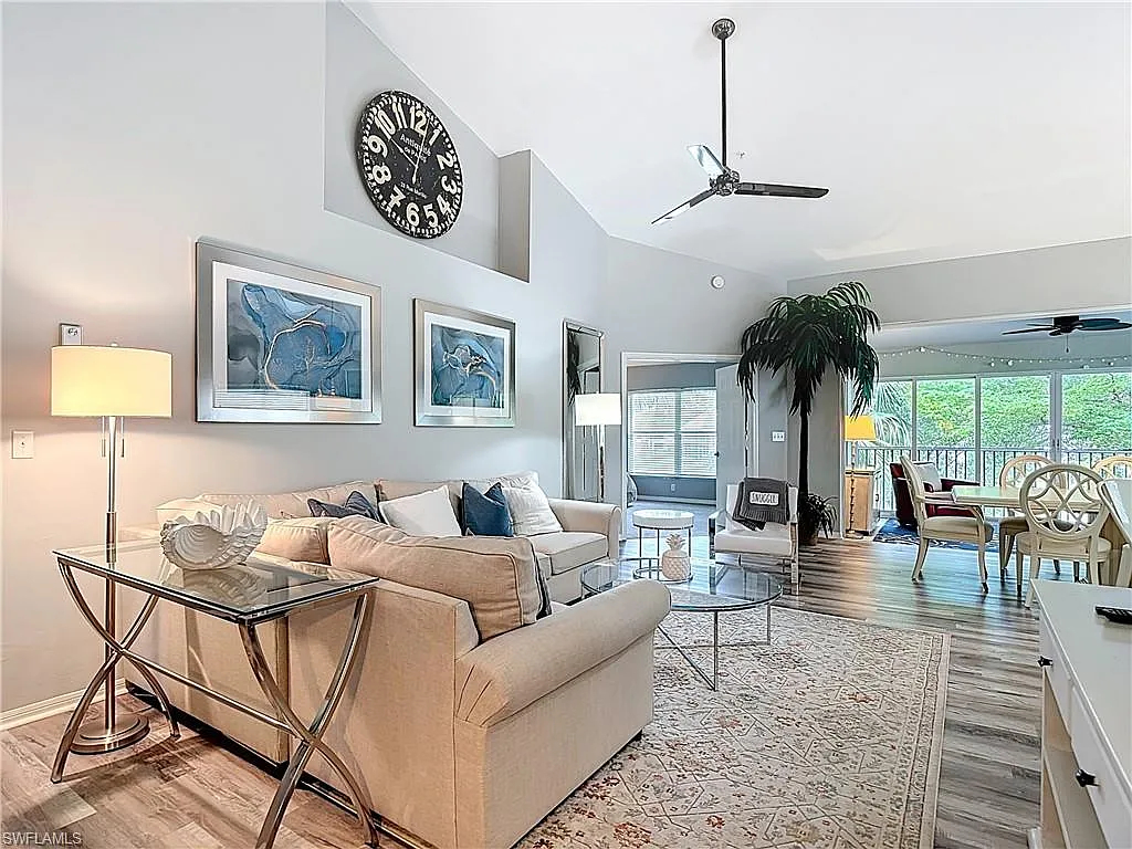 3 bed, 2.0 bath, 2177 sqft, $5,650 — Photo 4