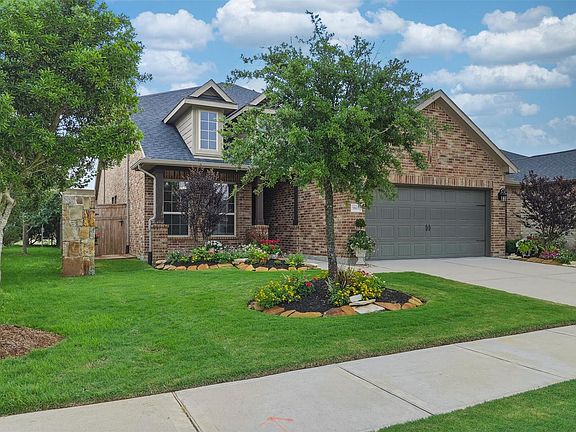3rd image of 5803 Pedernales Bend Ln