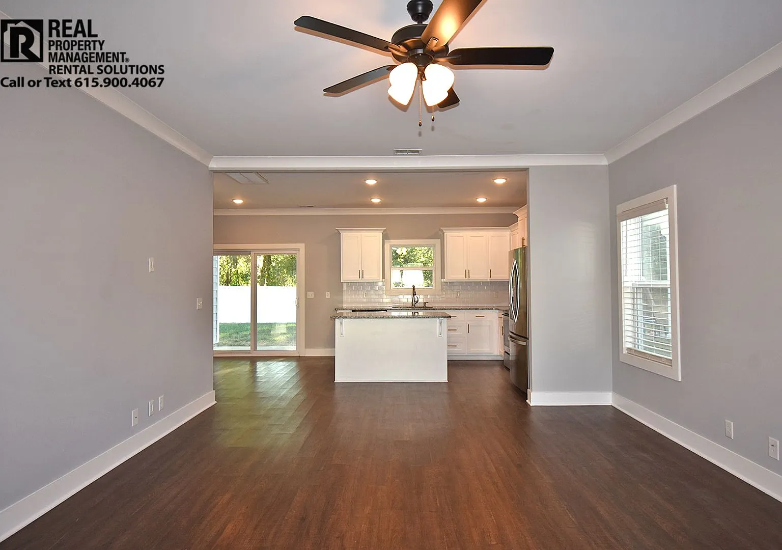 Amazing 4BR off Cherry Lane w/ fenced backyard, Triple Siegel schools! — Photo 4
