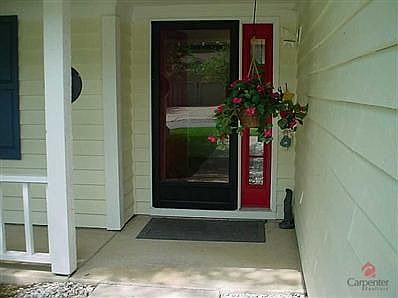 3rd image of 8454 Scarsdale Dr E