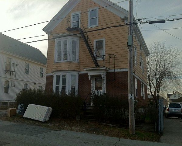 1st image of 64 Melissa St #3