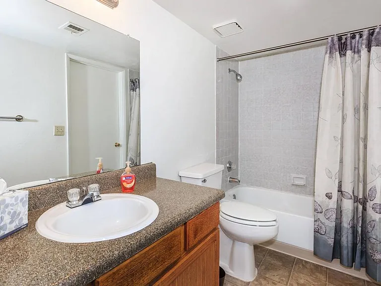 Rio Cancion Apartments — Photo 26