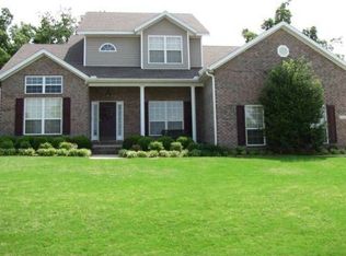 3885 Savannah Ln, Springdale, AR 72762