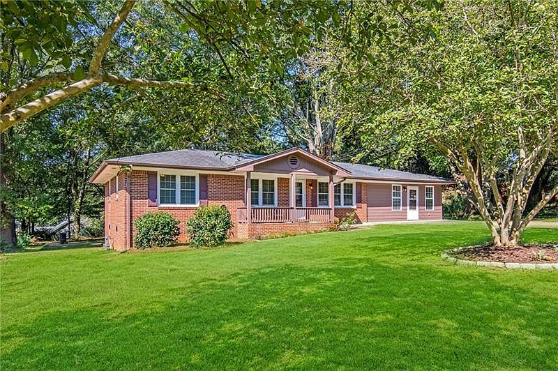 1st image of 2039 Brannon Dr