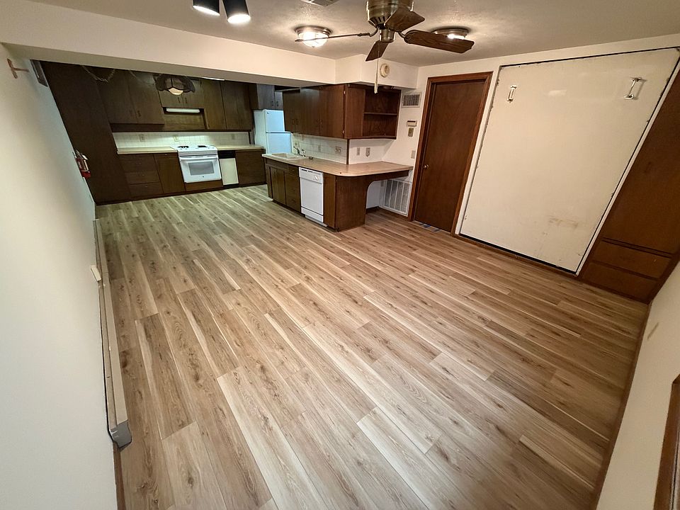1st image of 1512 E Indianapolis St #1512