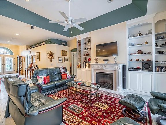 5th image of 801 Golden Pond Ct