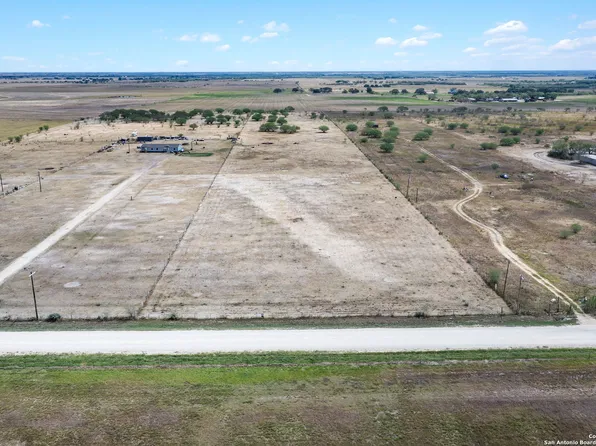 1421 COUNTY ROAD 213 LOT 3, McCoy, TX 78113