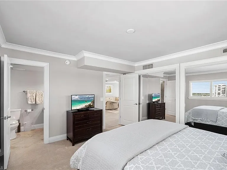 9051 Gulf Shore Dr #Penthouse 3 — Photo 26