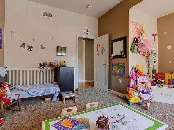 5th image of 34 W Poplar Ave APT 301