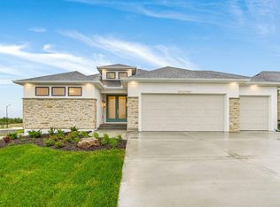 10790 S Houston St, Olathe, KS 66061